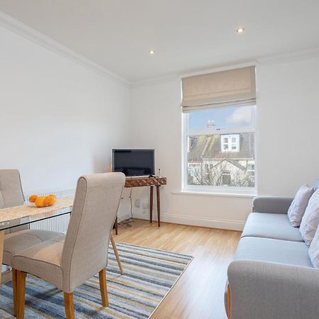 Luxury Granada Apartments - 1 & 2 Bed Flats W Free Parking Perfect For Contractors, Students Near The Beach Portsmouth Kültér fotó