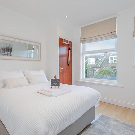 Luxury Granada Apartments - 1 & 2 Bed Flats W Free Parking Perfect For Contractors, Students Near The Beach Portsmouth Kültér fotó