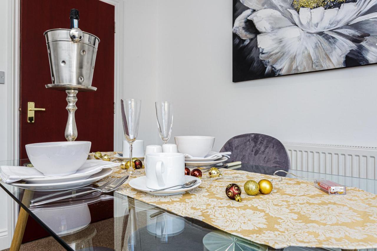 Luxury Granada Apartments - 1 & 2 Bed Flats W Free Parking Perfect For Contractors, Students Near The Beach Portsmouth Kültér fotó