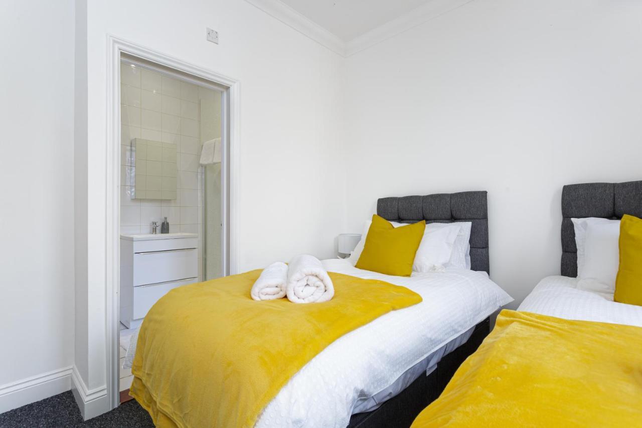 Luxury Granada Apartments - 1 & 2 Bed Flats W Free Parking Perfect For Contractors, Students Near The Beach Portsmouth Szoba fotó